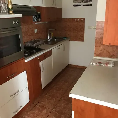 Apartman Spacious Family Free Parking Near Old Town