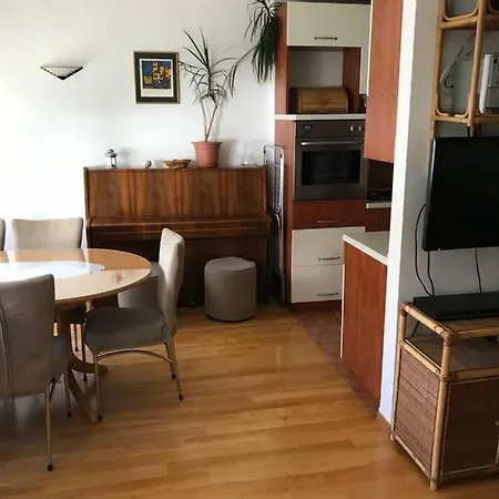 Apartman Spacious Family Free Parking Near Old Town Split