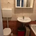Spacious Family Apartment Free Parking Near Old Town *